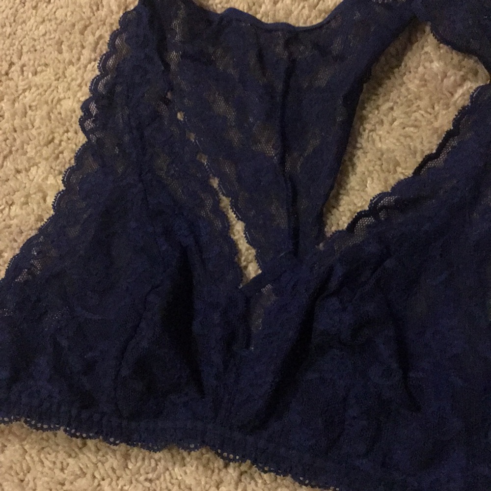 Victoria's Secret NWOT Navy Lace Bralette